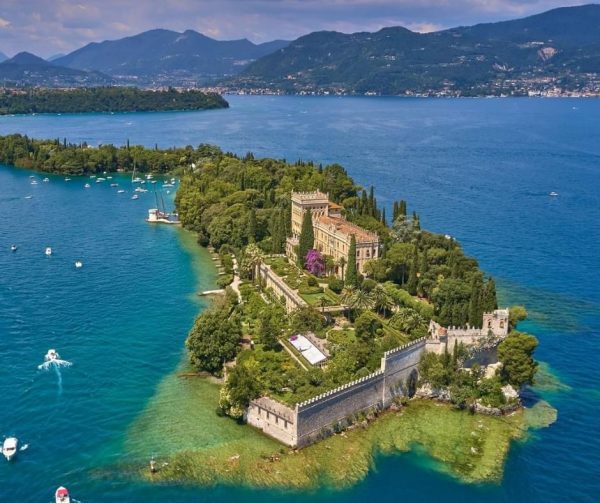 Tantra An exquisite villa offering breathtaking views of sea